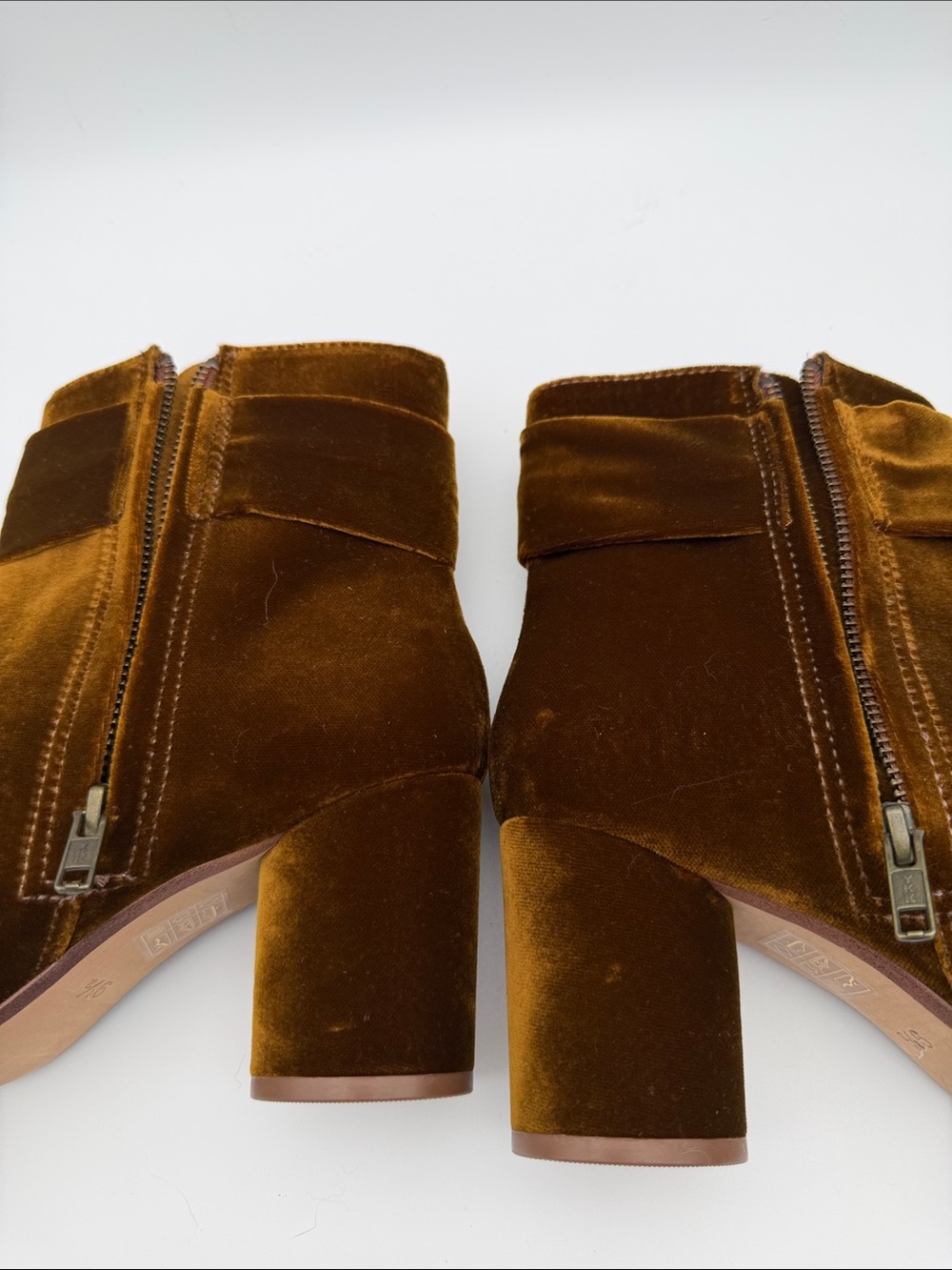 Madewell The Esme Bow Boot in Burnished Cedar 9.5 Velvet Heeled Booties Fall - Picture 7 of 16